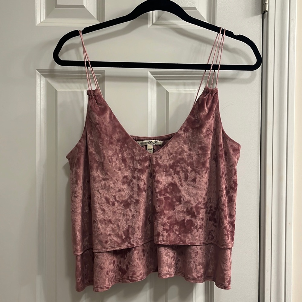 Express Cropped Flowy Top